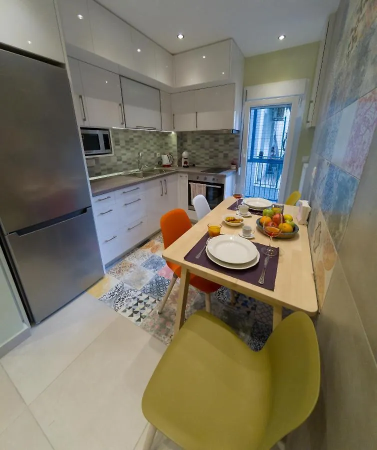 Aristotelis Cozy And Playful At Roman Forum Szaloniki Apartman
