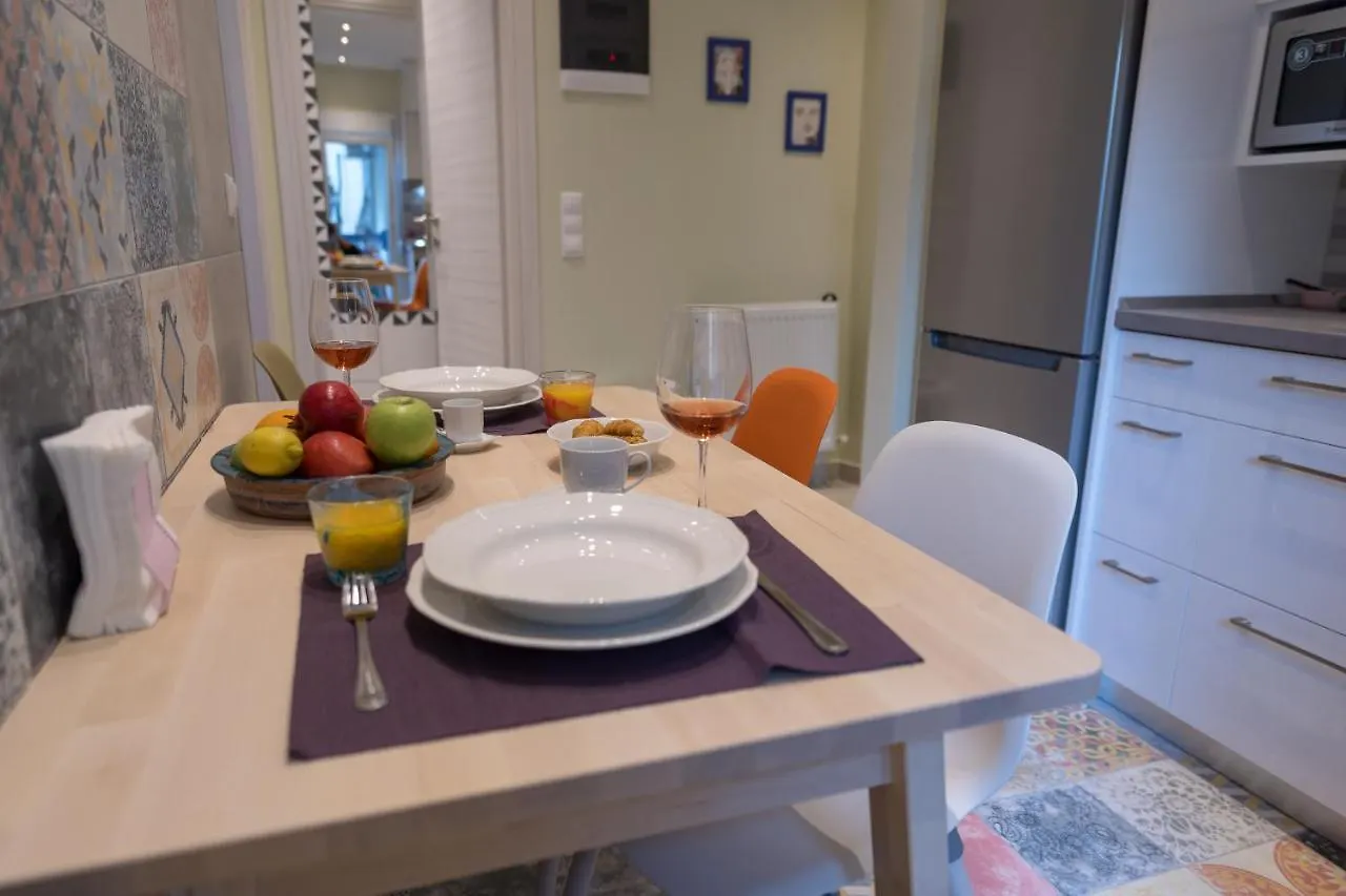 Apartment Aristotelis Cozy And Playful At Roman Forum Thessaloniki